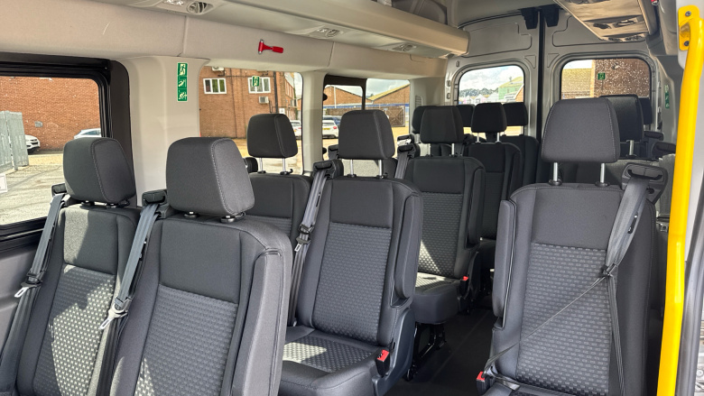 Ford Transit Minibus Transit 460 L4 Minibus Diesel Rwd 2.0 EcoBlue 165ps H3 17 Seater Trend Auto [Nav]
